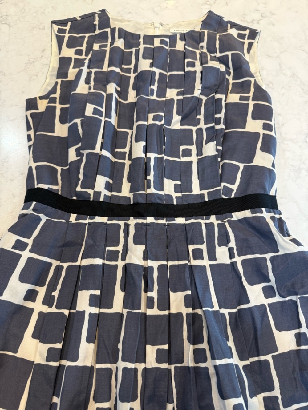 Banana Republic Navy and Cream Geometric Sleeveless Dress